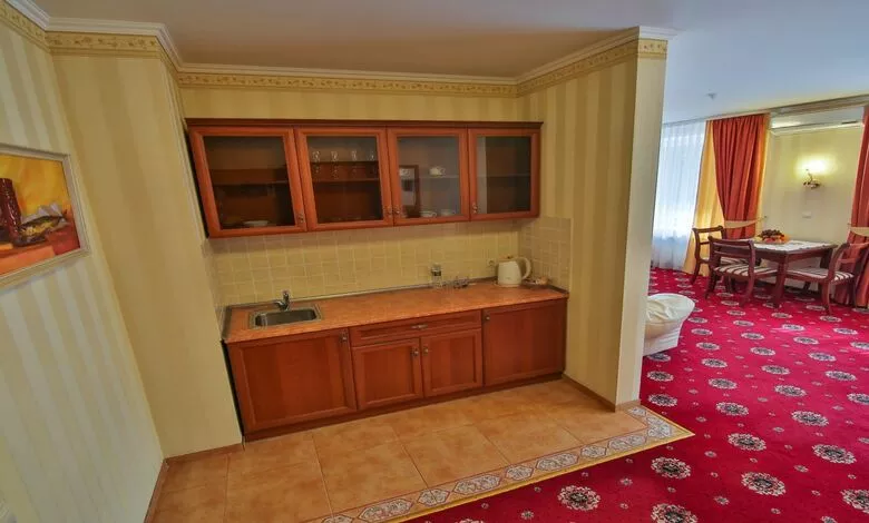 Апартаменти +