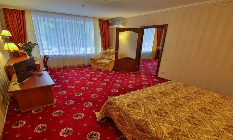 Апартаменти +