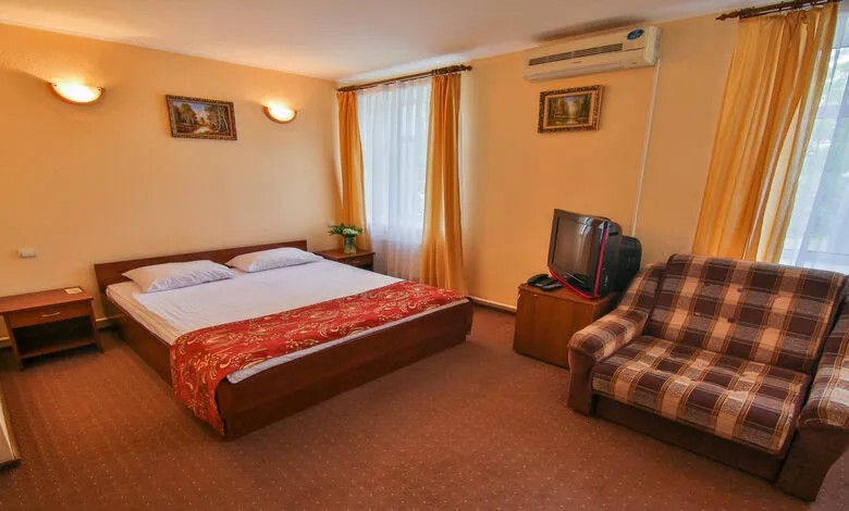 Стандарт у корпусі "С" і "В"